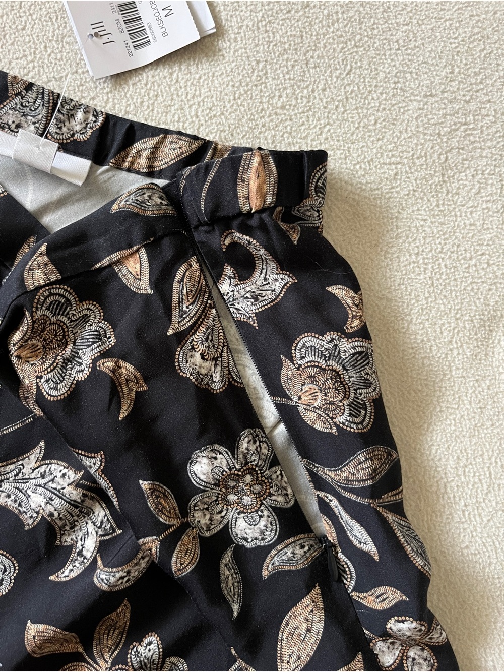 NEW J.Jill Black Floral Paisley Midi Semi Swing Skirt Silk-Like Viscose Academia - Picture 9 of 15